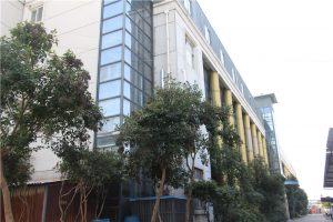 រោងចក្របង្ហាញ ៤